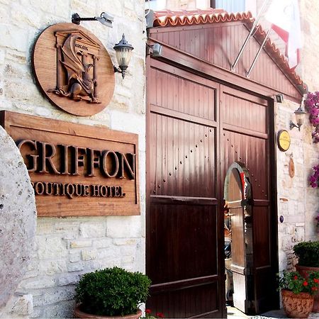 Griffon Hotel Yenifoca Esterno foto