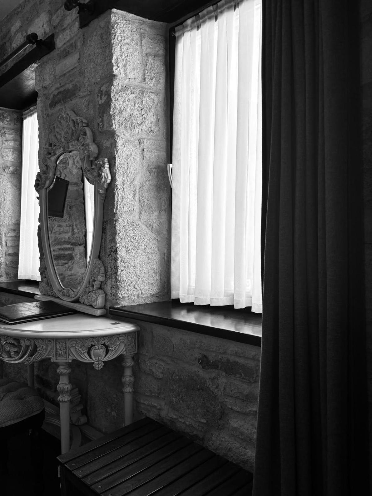 Griffon Hotel Yenifoca Esterno foto