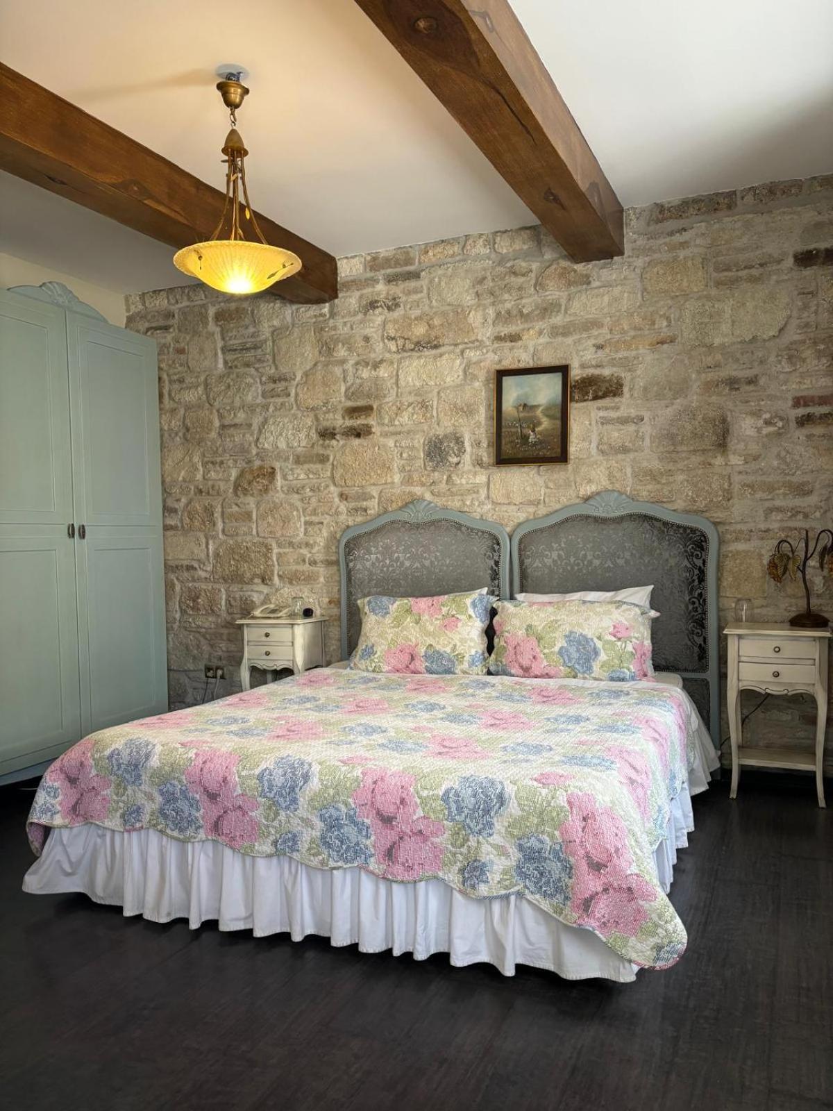 Griffon Hotel Yenifoca Esterno foto